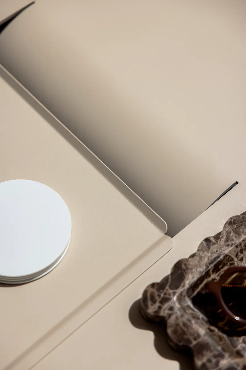 Tablet detail