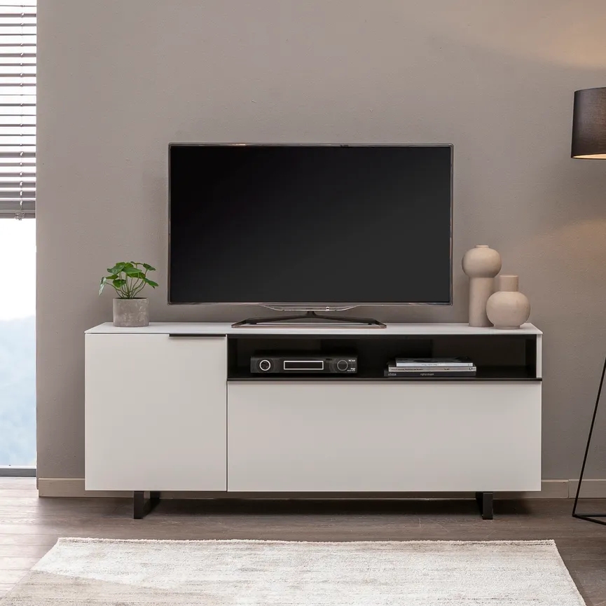 TV-Lowboard milieu