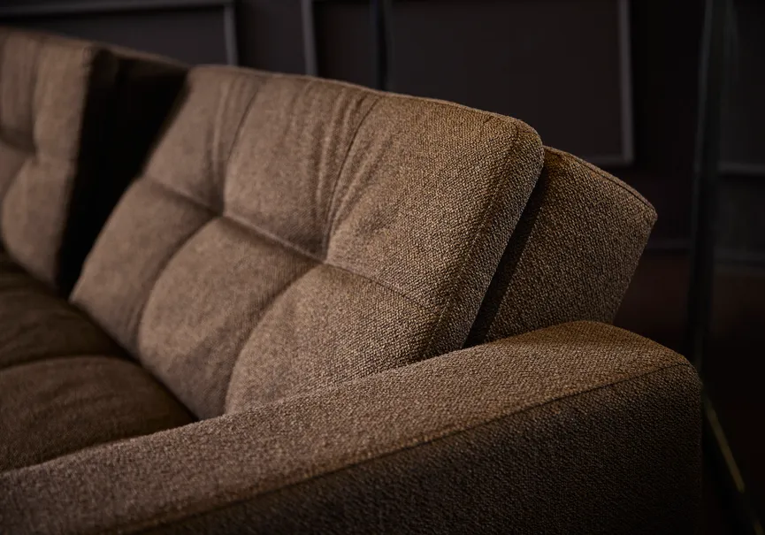Sofa+AL Styletto hell detail