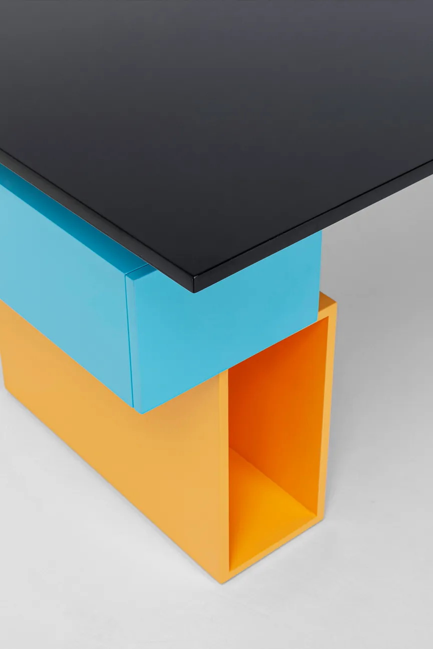 Schreibtisch detail