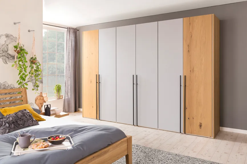 Drehtürenschrank 6-trg. hauptaufnahme