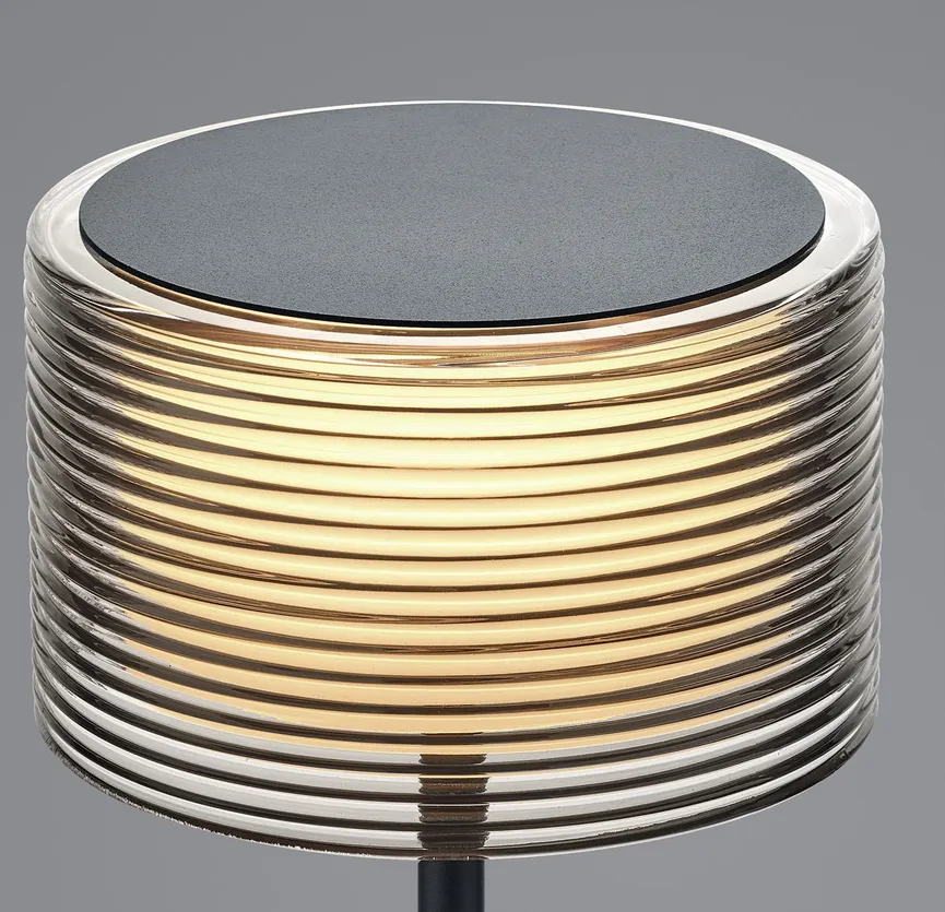 Tischleuchte "Grand Groove" detail