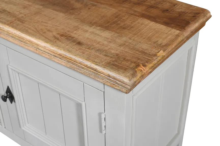 Lowboard detail
