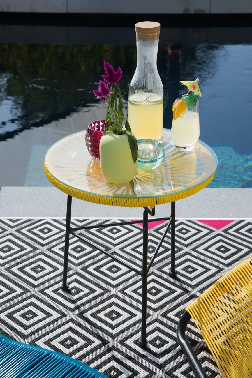 Beistelltisch detail