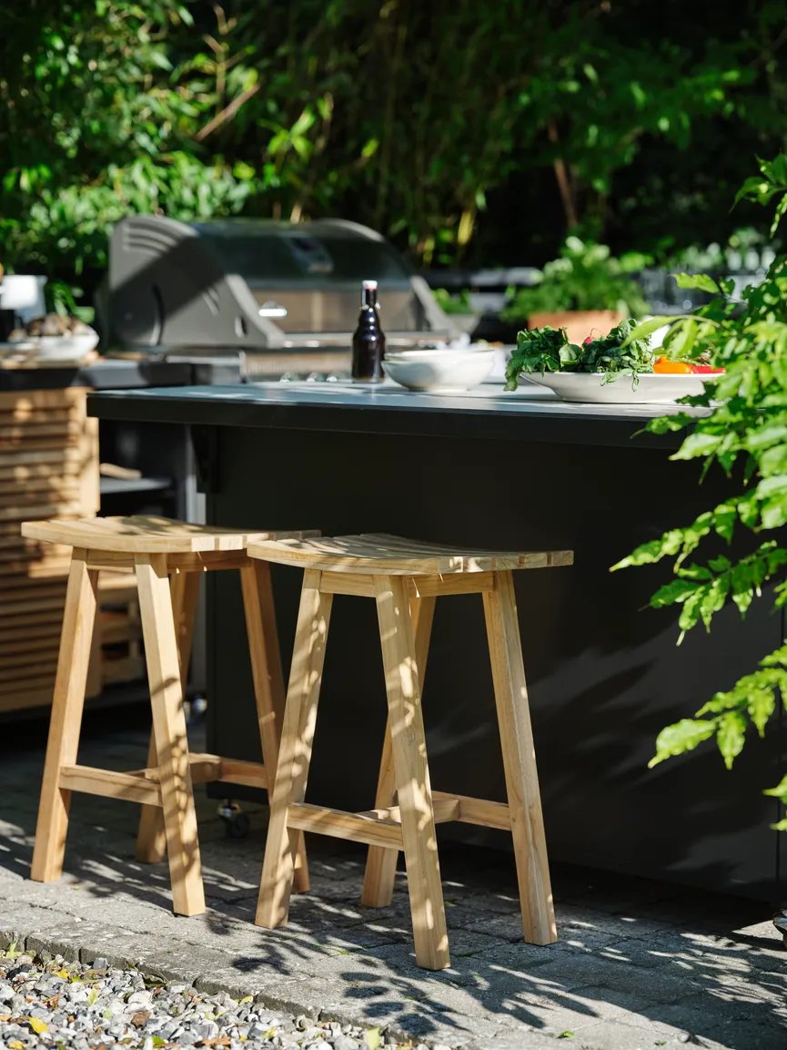 ** Barhocker milieu