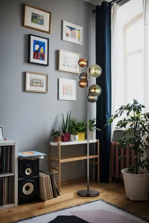Stehlampe