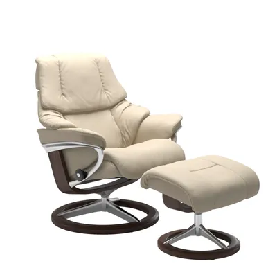 Sessel mit Hocker