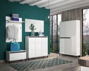Garderobenschrank
