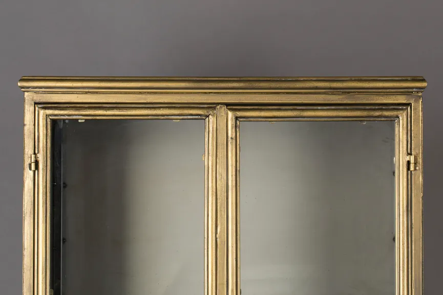 Vitrine 2T detail