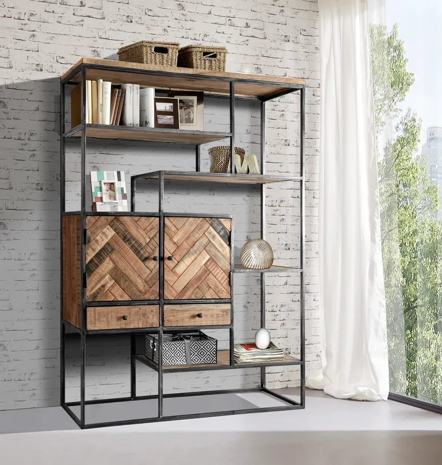 Regal 2T/2S/8F milieu