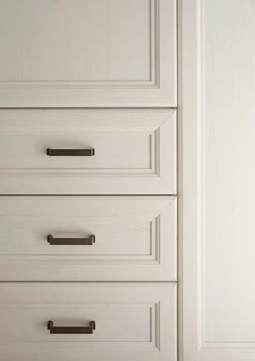Kleiderschrank 3-trg. detail