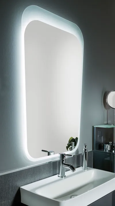 Badezimmerspiegel