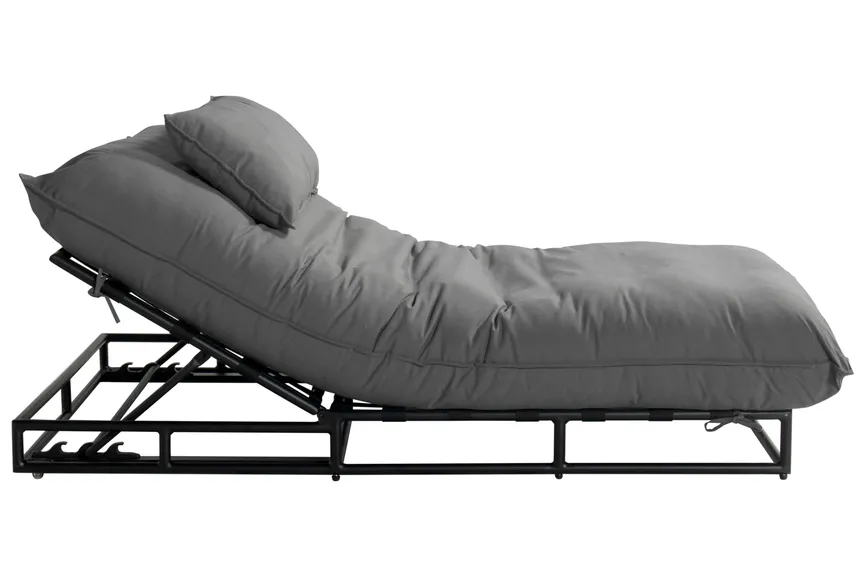 Daybed detail