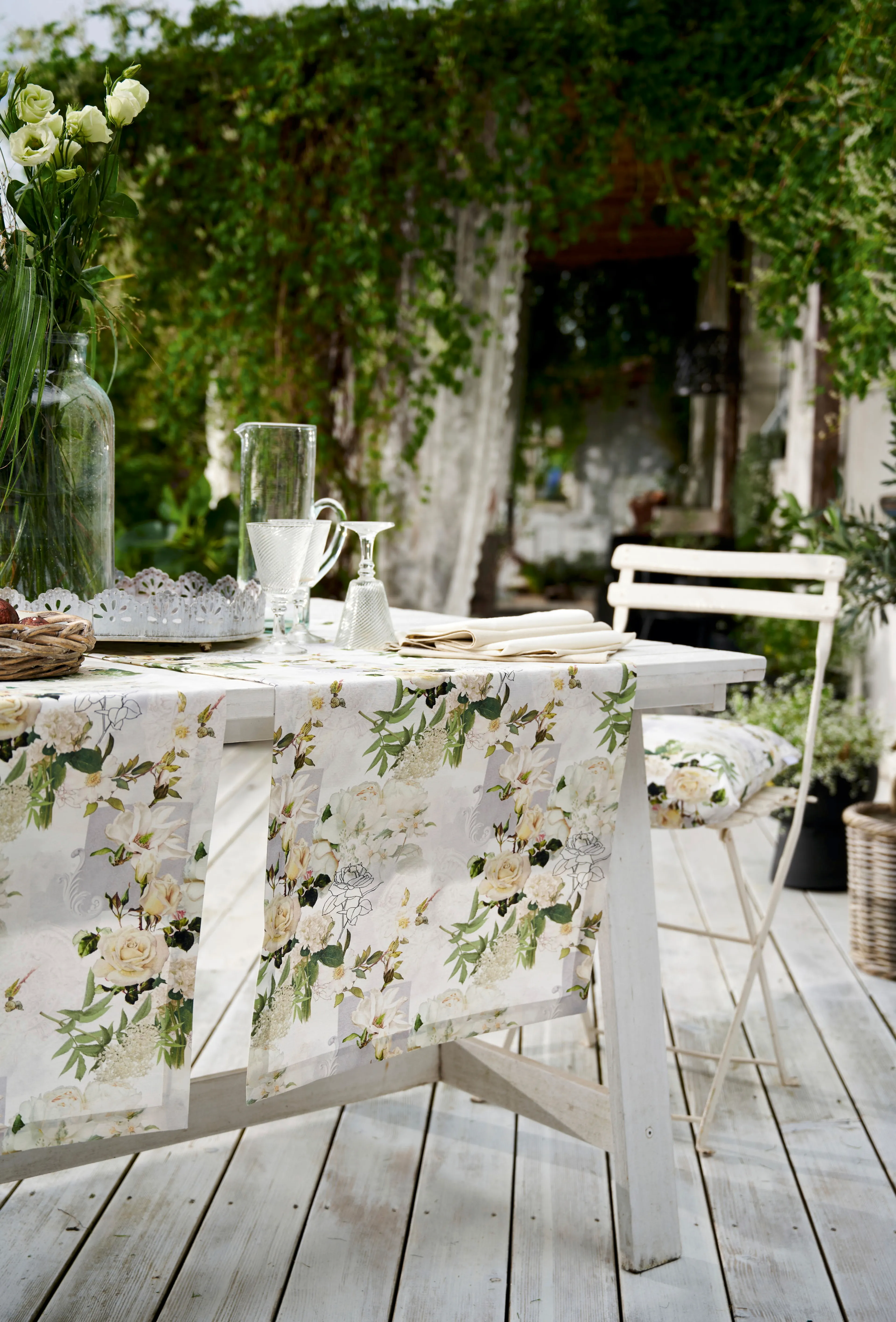 Tischläufer  Rosen 48 x 140 cm 