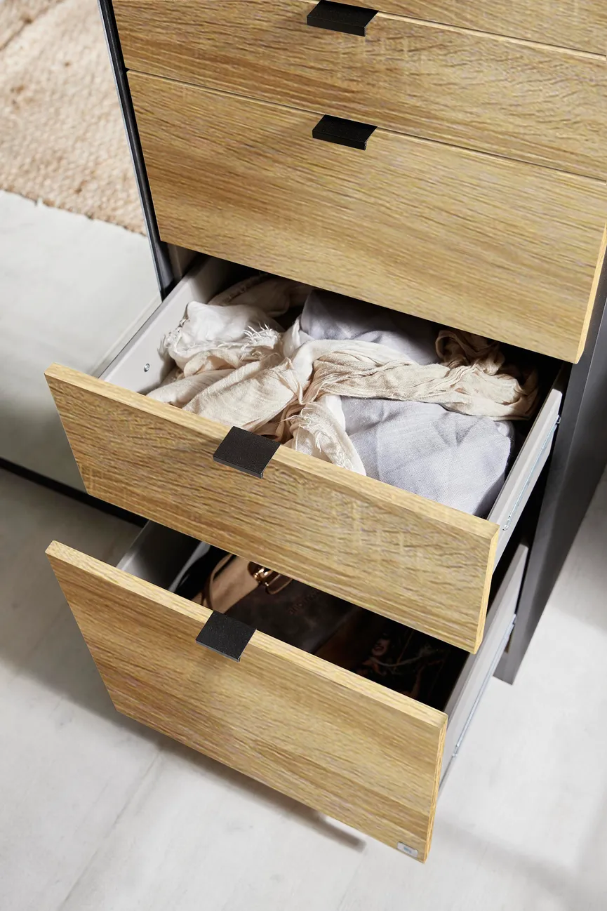 Drehtürenschrank detail