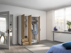 Kleiderschrank