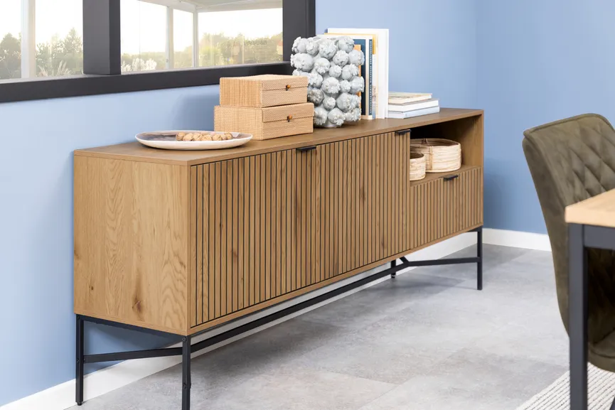 Sideboard milieu