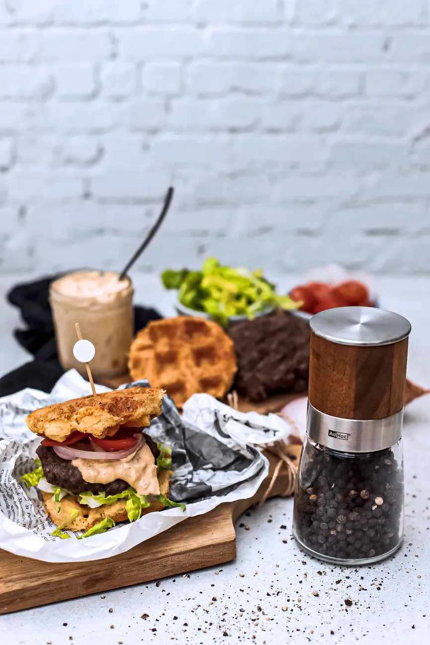 Pfeffer-/Salzmühle Akasia milieu