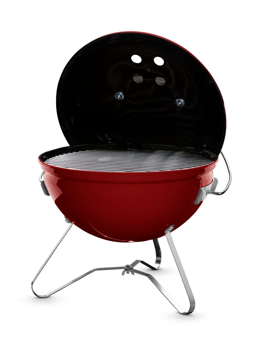 ** Smokey Joe Premium crimson detail