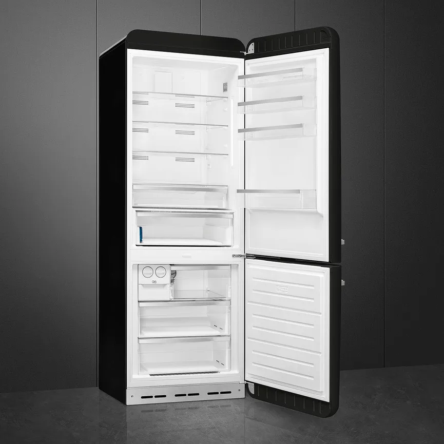 SMEG Kühl-/Gefrierkombination detail