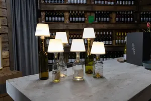 LED-Akku-Flaschenaufsatz
