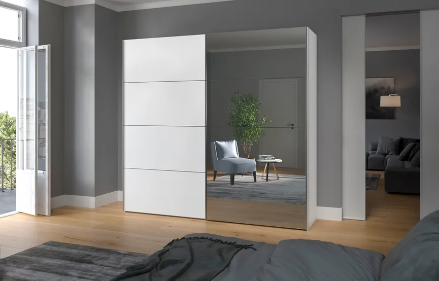 Schwebetürenschrank milieu