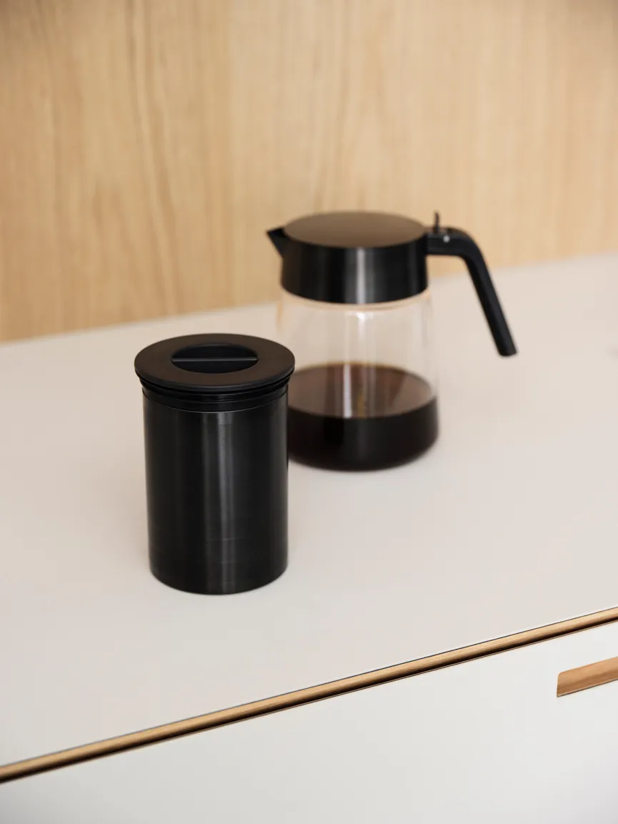 Kanne "Nohr" 1,2 Liter black dimensionsmarker