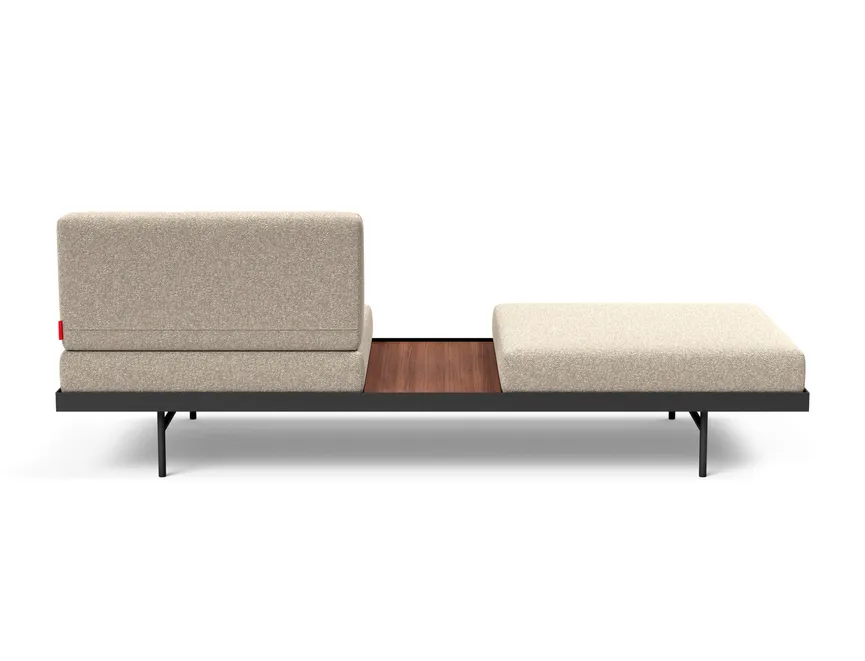Sofa mit Walnusstisch detail