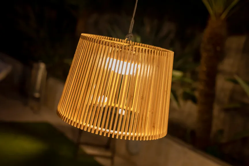 Außenpendelleuchte "Okinawa" milieu