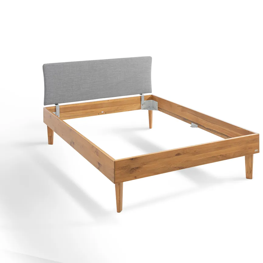 Massivholzbett detail