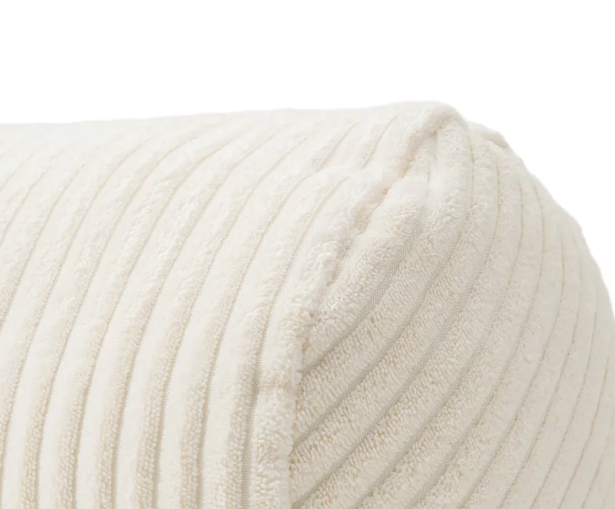 Kissenrolle Kate  gefüllt detail