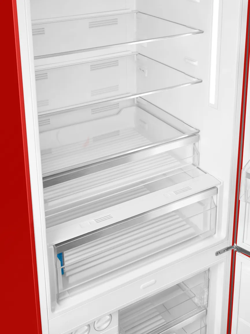 SMEG Kühl-/Gefrierkombination detail