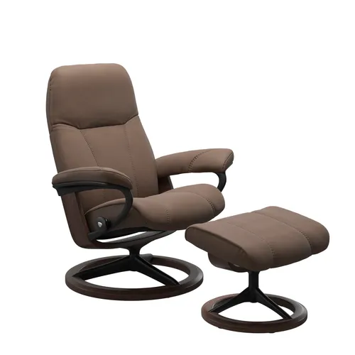 Sessel mit Hocker