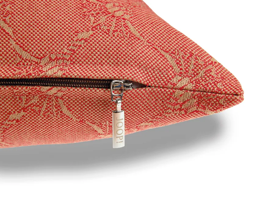 Out-Kissen gefüllt Modest CF detail