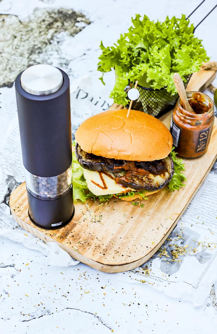 Pfeffer- oder Salzmühle elektr milieu