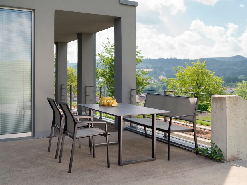 Stapelsessel Nieder detail