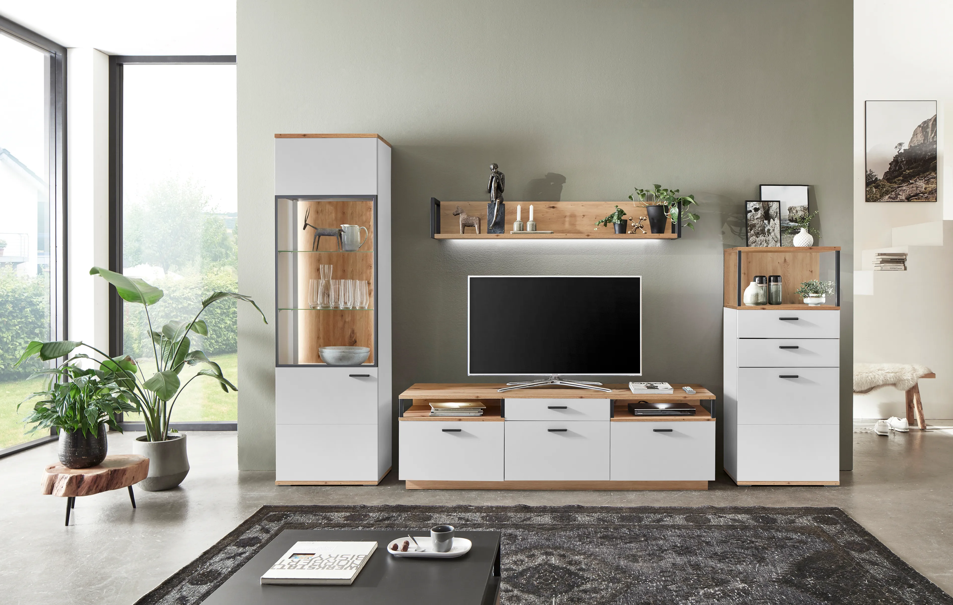 TV-Lowboard  Basset