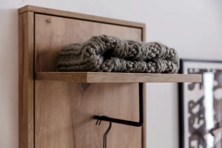 Garderobenpaneel detail