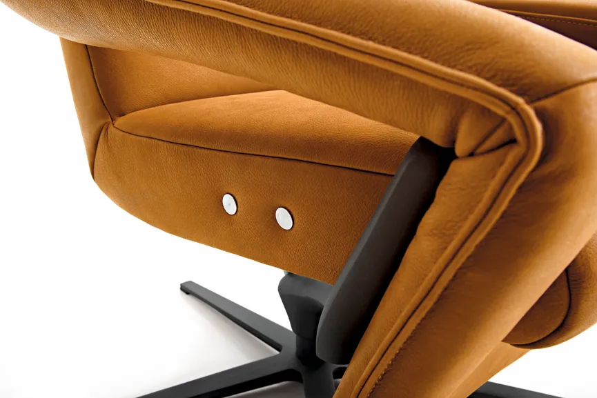 Sessel Yoko-1 DK schwarz detail