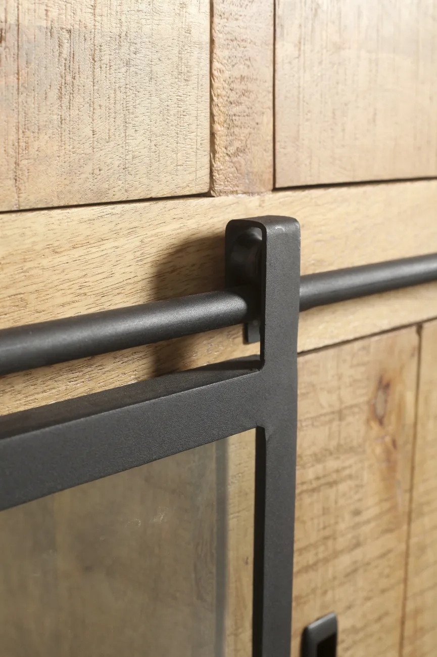 Sideboard detail