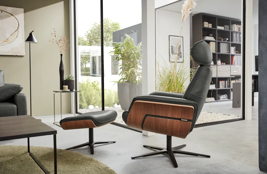 Relaxsessel Fuß schwarz detail