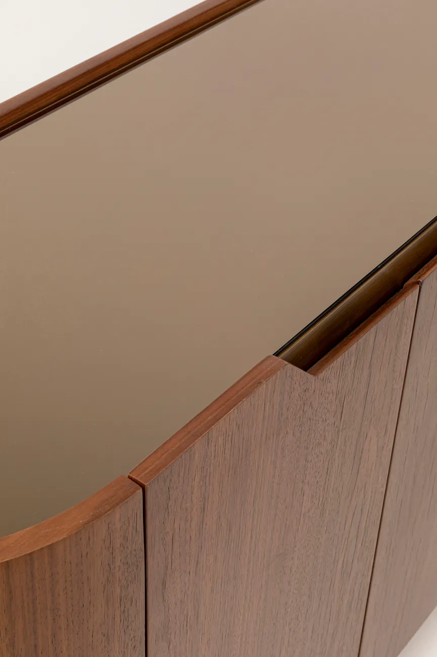 Sideboard detail