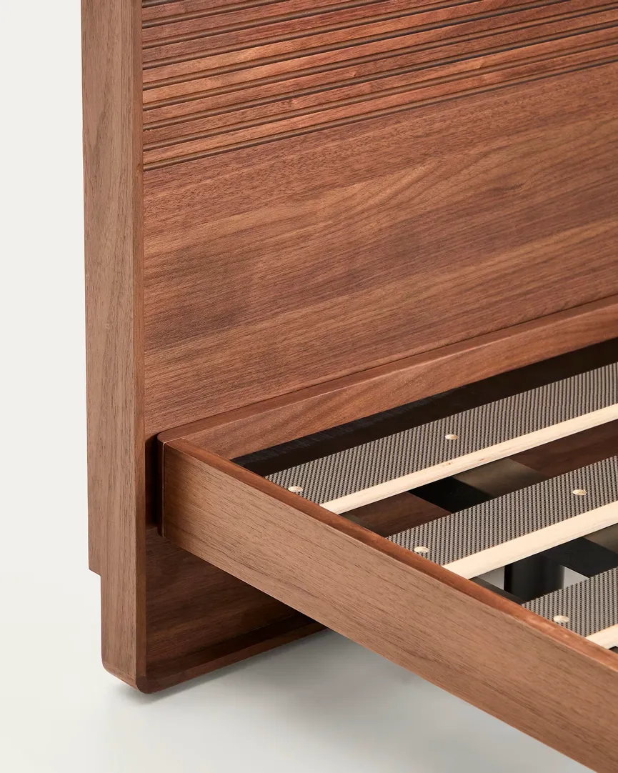 Bett 160x200 cm detail