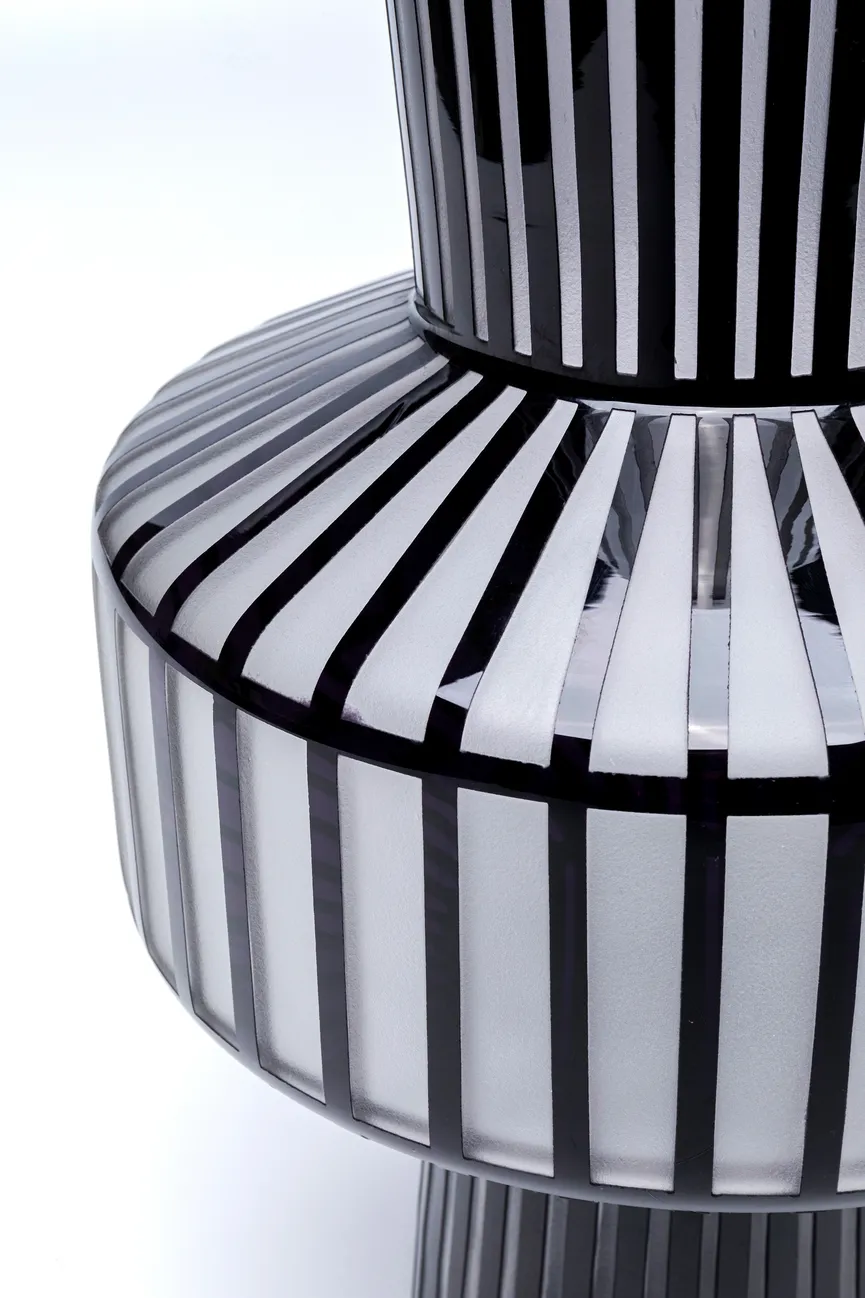 Vase "Roulette Belly" M detail