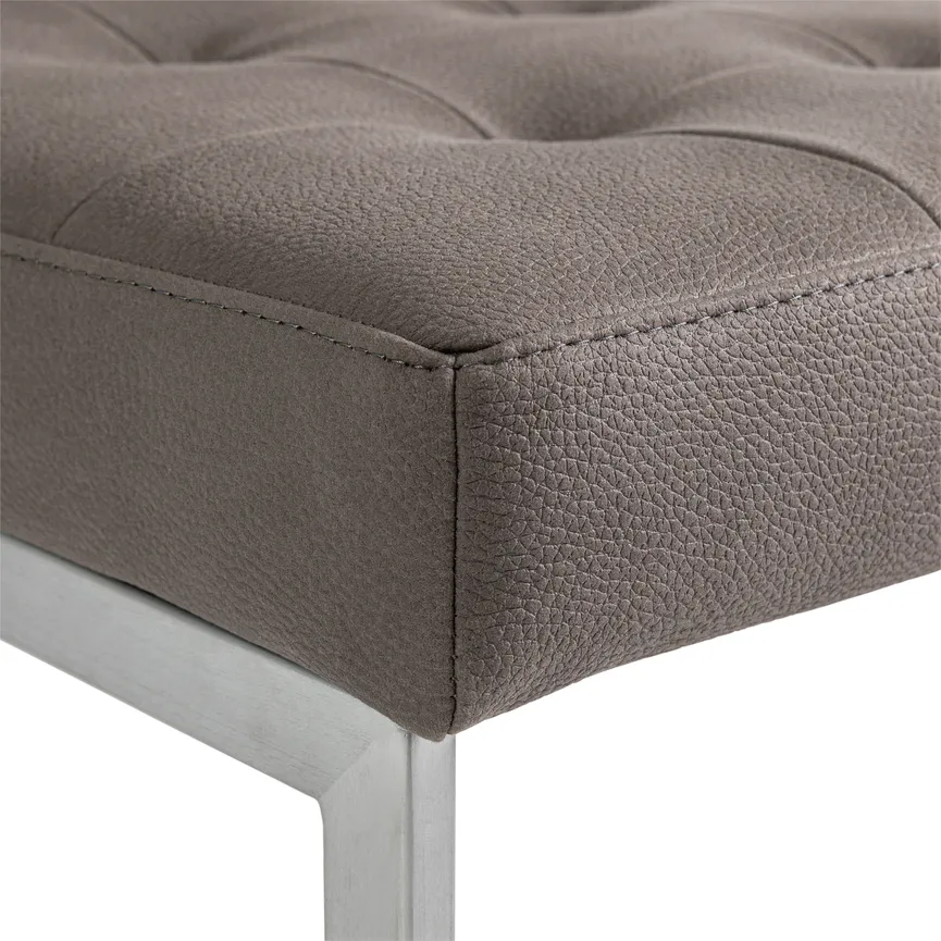 Freischwinger 7869-1A detail