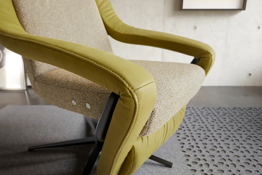 Sessel Yoko-2 DK schwarz detail