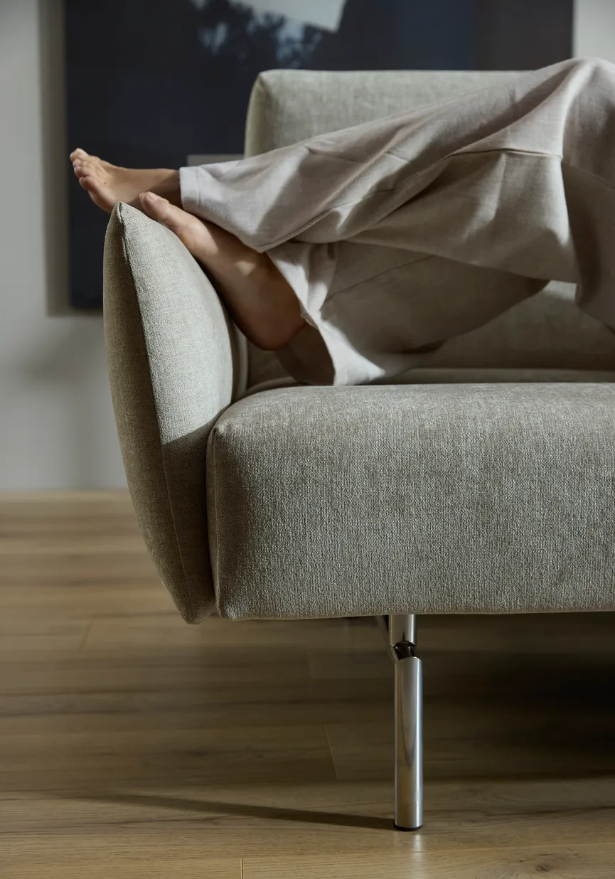 Schlafsofa mit Armlehnen detail