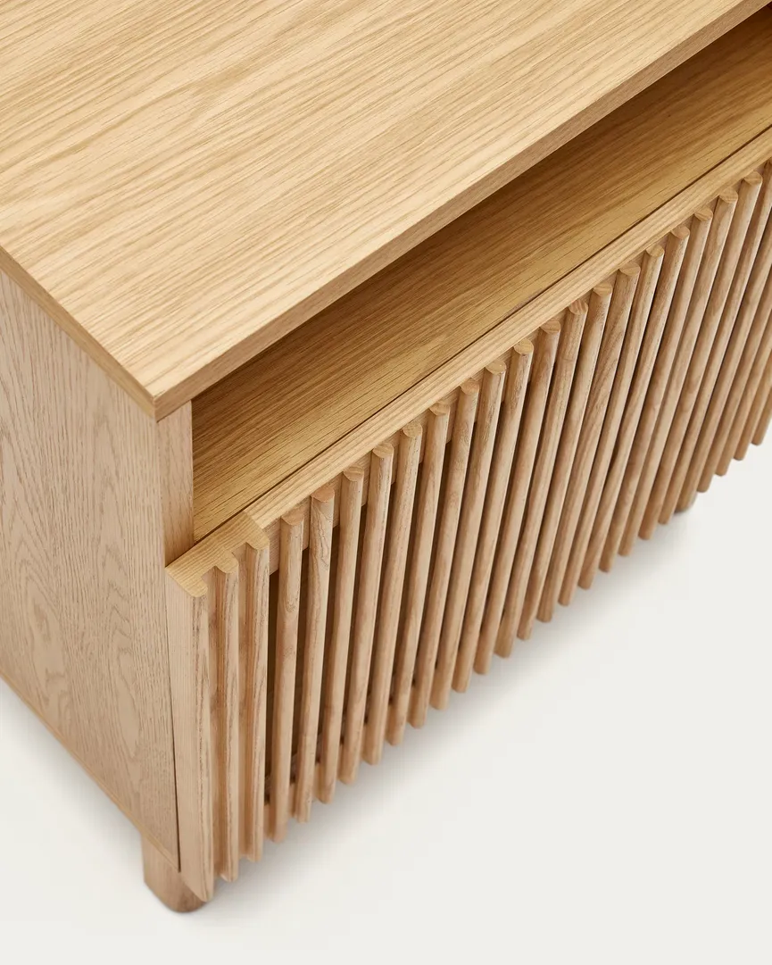 Nachttisch detail