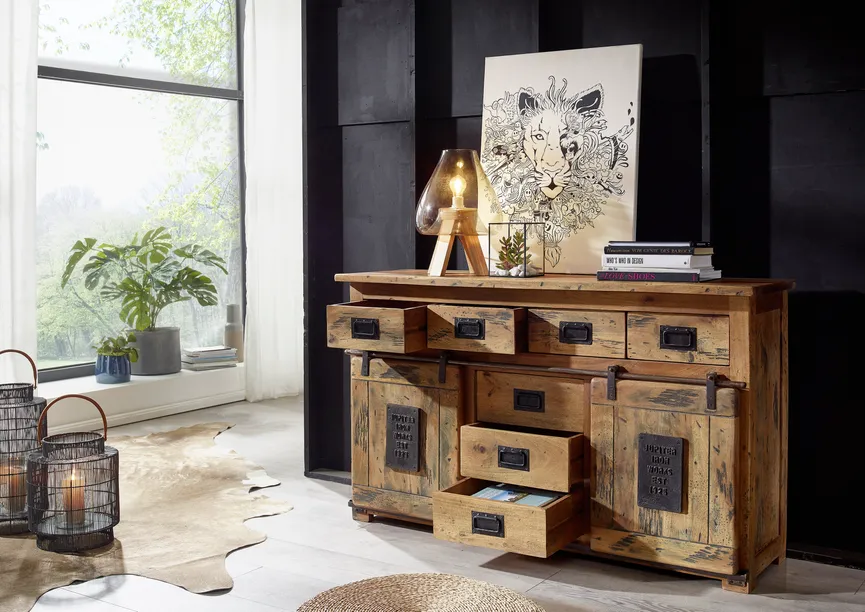 Sideboard III detail