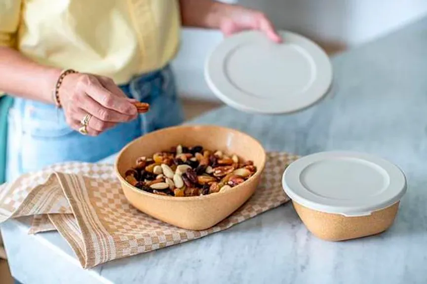 Box "Connect" 700 ml sand milieu